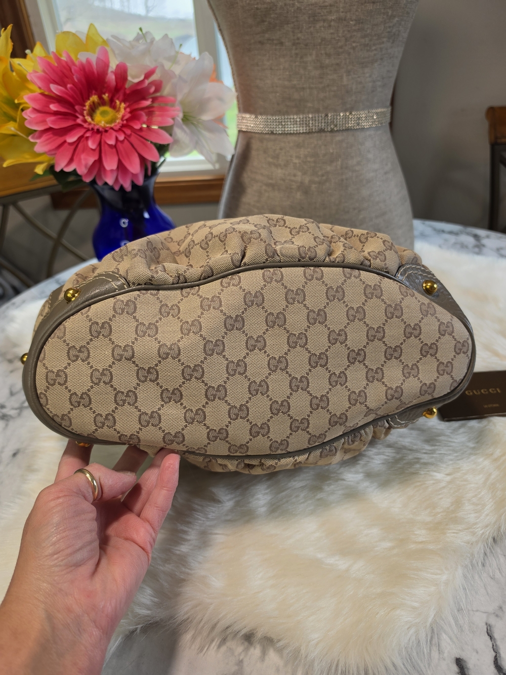 Gucci Jockey Hobo Large EUC - Picture 11 of 12